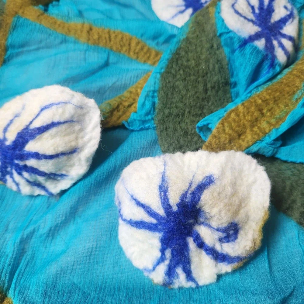 Felted Wool Long Scarf Chiffon Vine Floral BNB Made In‎ Nepal Blue Green